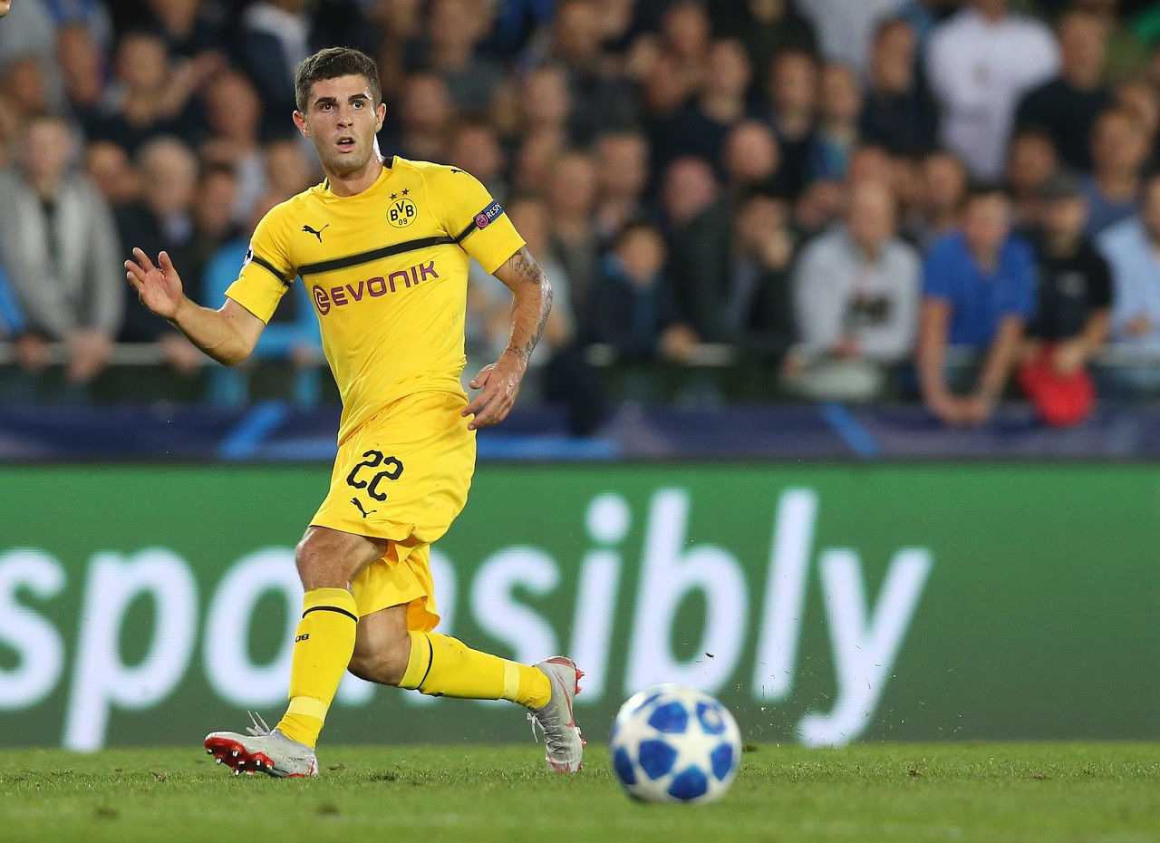 的表现则显 的表现则显